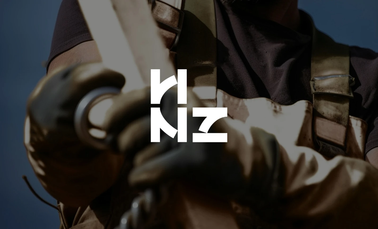 HNZ identity on a worker’s clothing